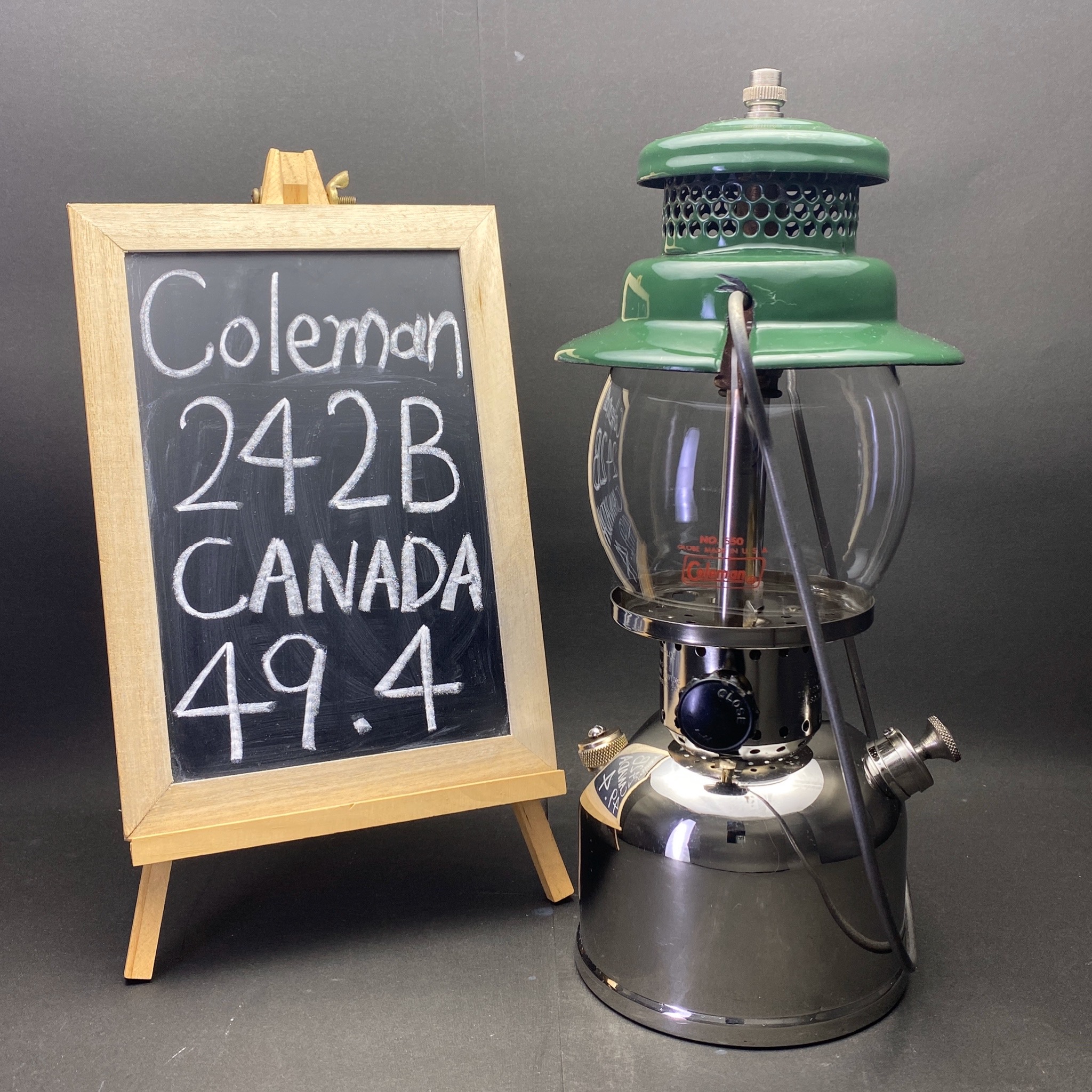 1949s COLEMAN 242B CANADA LANTERN | U's Lantern