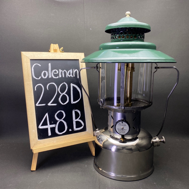 1948s COLEMAN 228D LANTERN | U's Lantern