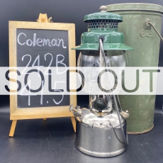 1940s COLEMAN 242B USA LANTERN | U's Lantern